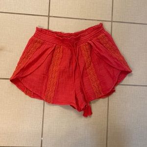 American Eagle red shorts